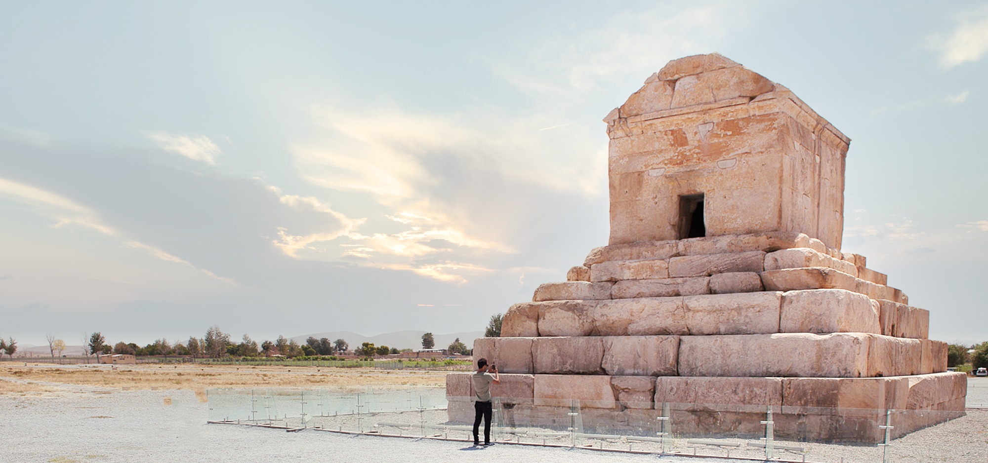 Persintravel, your local travel partner for Iran